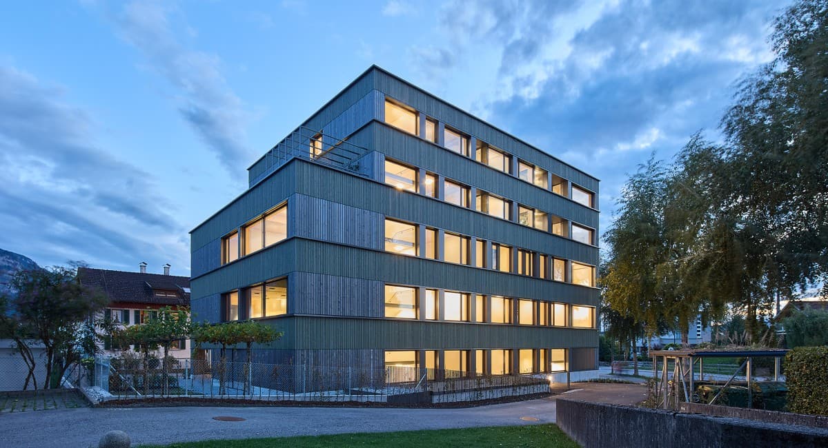 Wohn- und Geschäftshaus Altweg